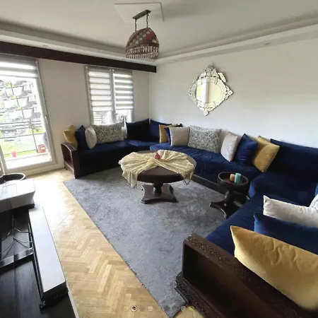 Sara House Apartament